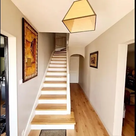 Casa de Férias Gite La Source 10 Couchages 10 Mn Puy Du Fou