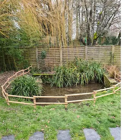 Casa de Férias Gite La Source 10 Couchages 10 Mn Puy Du Fou Les Herbiers